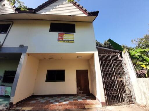 122 Sqm., 2 Beds, 2 Baths Townhouse listed for ฿ 665,000.