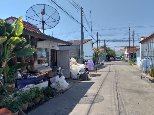 72 Sqm., 2 Beds, 1 Bath Townhouse listed for ฿ 665,000.