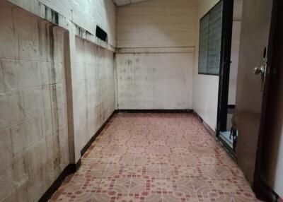 72 Sqm., 3 Beds, 2 Baths Townhouse listed for ฿ 735,000.