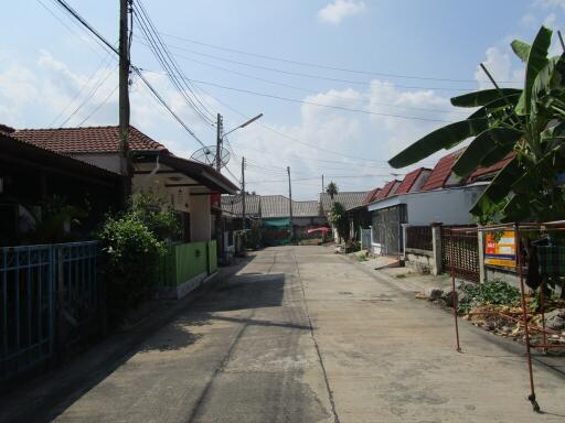 72 Sqm., 2 Beds, 1 Bath Townhouse listed for ฿ 550,000.