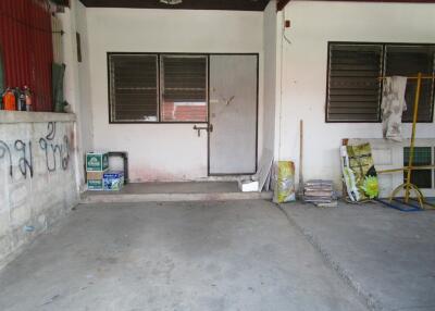 72 Sqm., 2 Beds, 1 Bath Townhouse listed for ฿ 550,000.