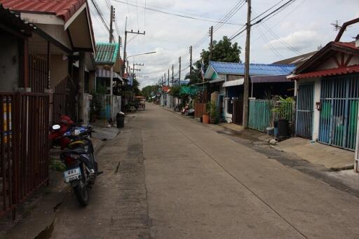 67 Sqm., 2 Beds, 1 Bath Townhouse listed for ฿ 646,000.