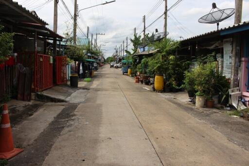 67 Sqm., 2 Beds, 1 Bath Townhouse listed for ฿ 646,000.