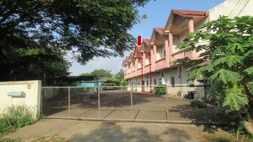 64 Sqm., 1 Bed, 1 Bath Townhouse listed for ฿ 618,000.