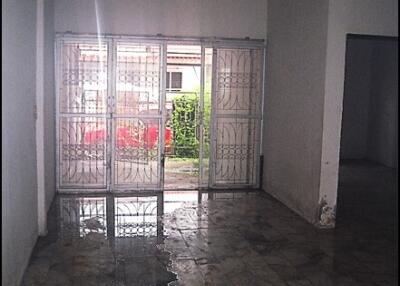 90 Sqm., 2 Beds, 1 Bath Townhouse listed for ฿ 618,000.