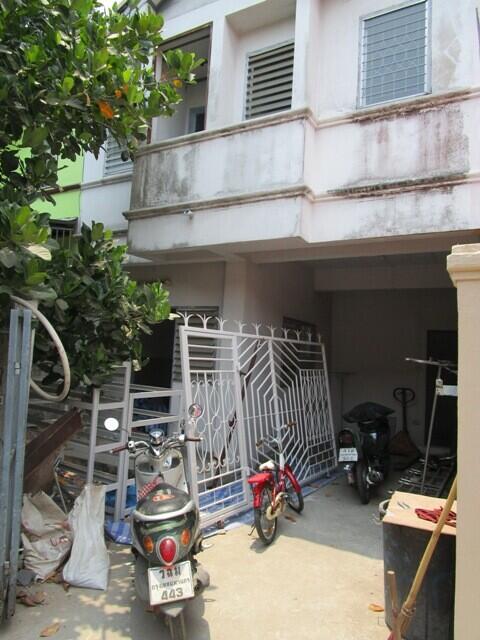 72 Sqm., 1 Bed, 1 Bath Townhouse listed for ฿ 683,000.