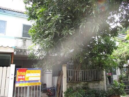 72 Sqm., 1 Bed, 1 Bath Townhouse listed for ฿ 683,000.