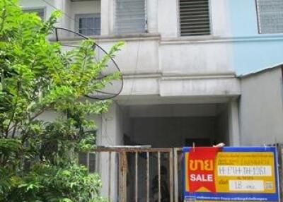 72 Sqm., 1 Bed, 1 Bath Townhouse listed for ฿ 683,000.