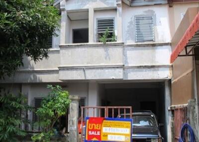 72 Sqm., 1 Bed, 1 Bath Townhouse listed for ฿ 683,000.