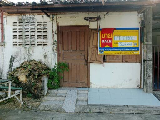 69 Sqm., 2 Beds, 1 Bath Townhouse listed for ฿ 618,000.