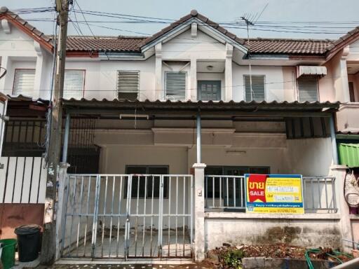 72 Sqm., 2 Beds, 1 Bath Townhouse listed for ฿ 683,000.