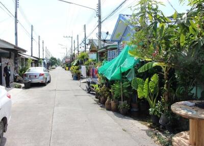 67 Sqm., 2 Beds, 1 Bath Townhouse listed for ฿ 618,000.