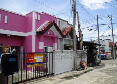 72 Sqm., 2 Beds, 1 Bath Townhouse listed for ฿ 683,000.