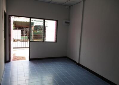 72 Sqm., 1 Bed, 1 Bath Townhouse listed for ฿ 683,000.