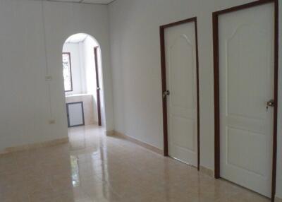 108 Sqm., 1 Bed, 1 Bath Townhouse listed for ฿ 618,000.