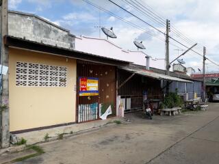 72 Sqm., 2 Beds, 1 Bath Townhouse listed for ฿ 570,000.