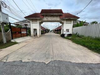 79 Sqm., 2 Beds, 2 Baths Townhouse listed for ฿ 550,000.