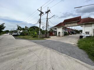 79 Sqm., 2 Beds, 2 Baths Townhouse listed for ฿ 550,000.