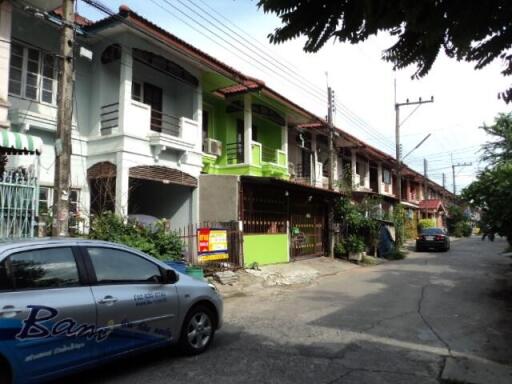 73 Sqm., 2 Beds, 1 Bath Townhouse listed for ฿ 580,000.