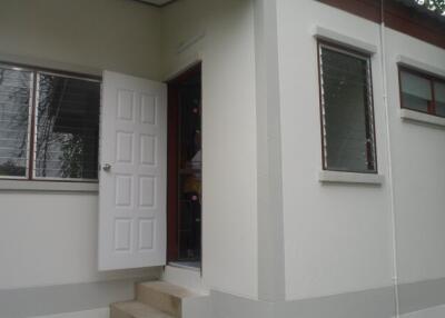 108 Sqm., 2 Beds, 1 Bath Townhouse listed for ฿ 630,000.