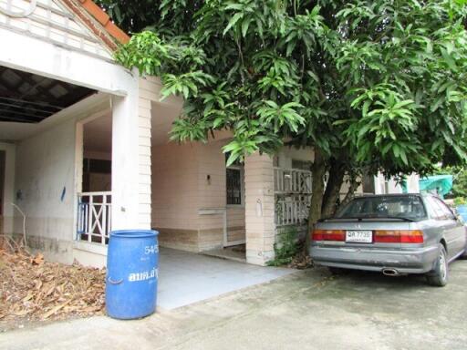 72 Sqm., 2 Beds, 1 Bath Townhouse listed for ฿ 610,000.