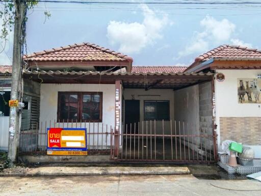 74 Sqm., 1 Bed, 1 Bath Townhouse listed for ฿ 580,000.