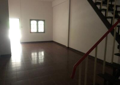 80 Sqm., 2 Beds, 1 Bath Townhouse listed for ฿ 480,000.