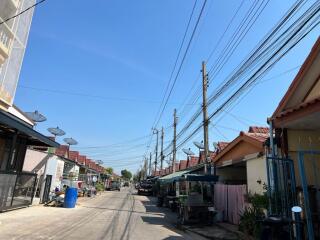 72 Sqm., 1 Bed, 1 Bath Townhouse listed for ฿ 523,000.