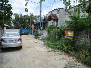 72 Sqm., 1 Bed, 1 Bath Townhouse listed for ฿ 523,000.