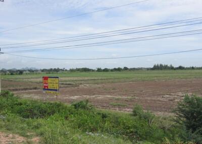 27,304 Sqm. Land listed for ฿ 15,000,000.