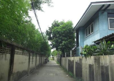 1,548 Sqm. Land listed for ฿ 8,900,000.