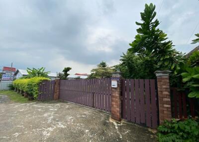 800 Sqm. Land listed for ฿ 12,600,000.