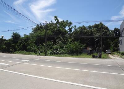 7,250 Sqm. Land listed for ฿ 7,613,000.