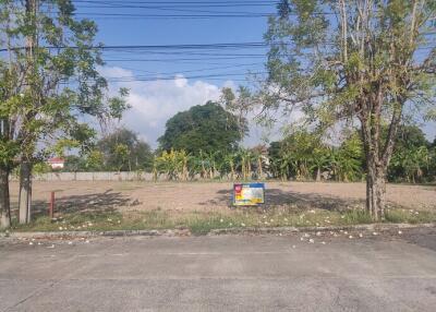 1,076 Sqm. Land listed for ฿ 5,380,000.