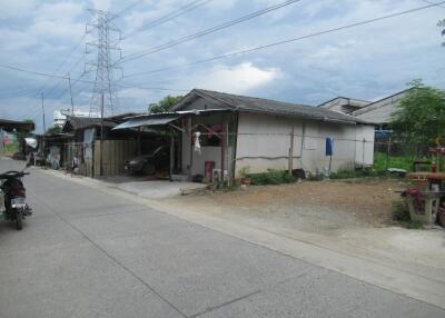 1,600 Sqm. Land listed for ฿ 5,912,000.