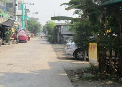 1,600 Sqm. Land listed for ฿ 5,912,000.