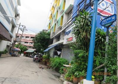 364 Sqm. Land listed for ฿ 5,447,000.
