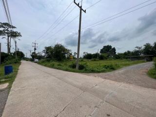 6,704 Sqm. Land listed for ฿ 4,928,000.