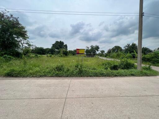 6,704 Sqm. Land listed for ฿ 4,928,000.