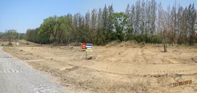 1,692 Sqm. Land listed for ฿ 4,442,000.