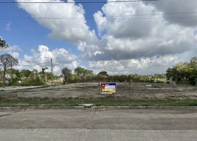 692 Sqm. Land listed for ฿ 3,981,300.