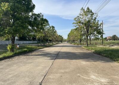 688 Sqm. Land listed for ฿ 3,440,000.
