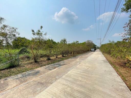 3,692 Sqm. Land listed for ฿ 4,071,000.