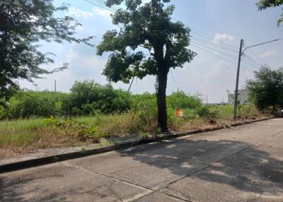 840 Sqm. Land listed for ฿ 3,969,000.