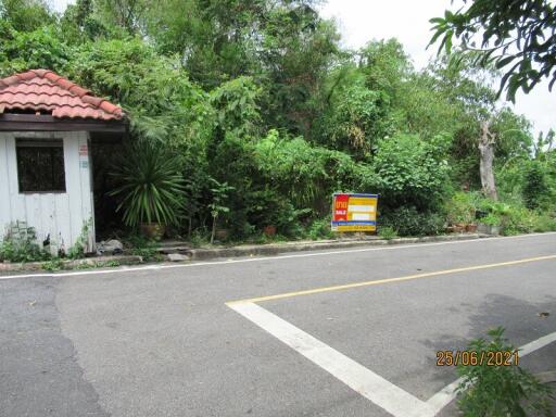 376 Sqm. Land listed for ฿ 3,948,000.