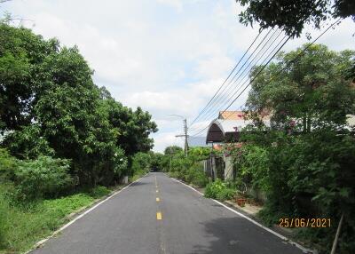 376 Sqm. Land listed for ฿ 3,948,000.