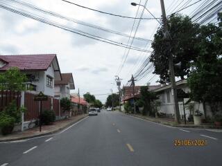 376 Sqm. Land listed for ฿ 3,948,000.