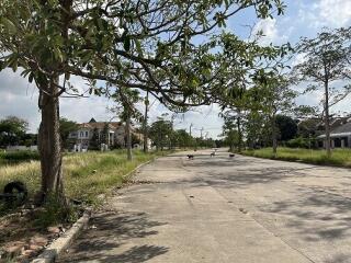 627 Sqm. Land listed for ฿ 3,449,600.