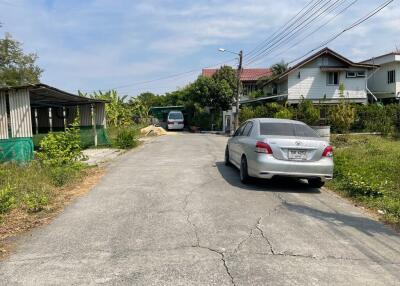 336 Sqm. Land listed for ฿ 3,528,000.