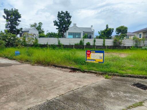 428 Sqm. Land listed for ฿ 2,140,000.